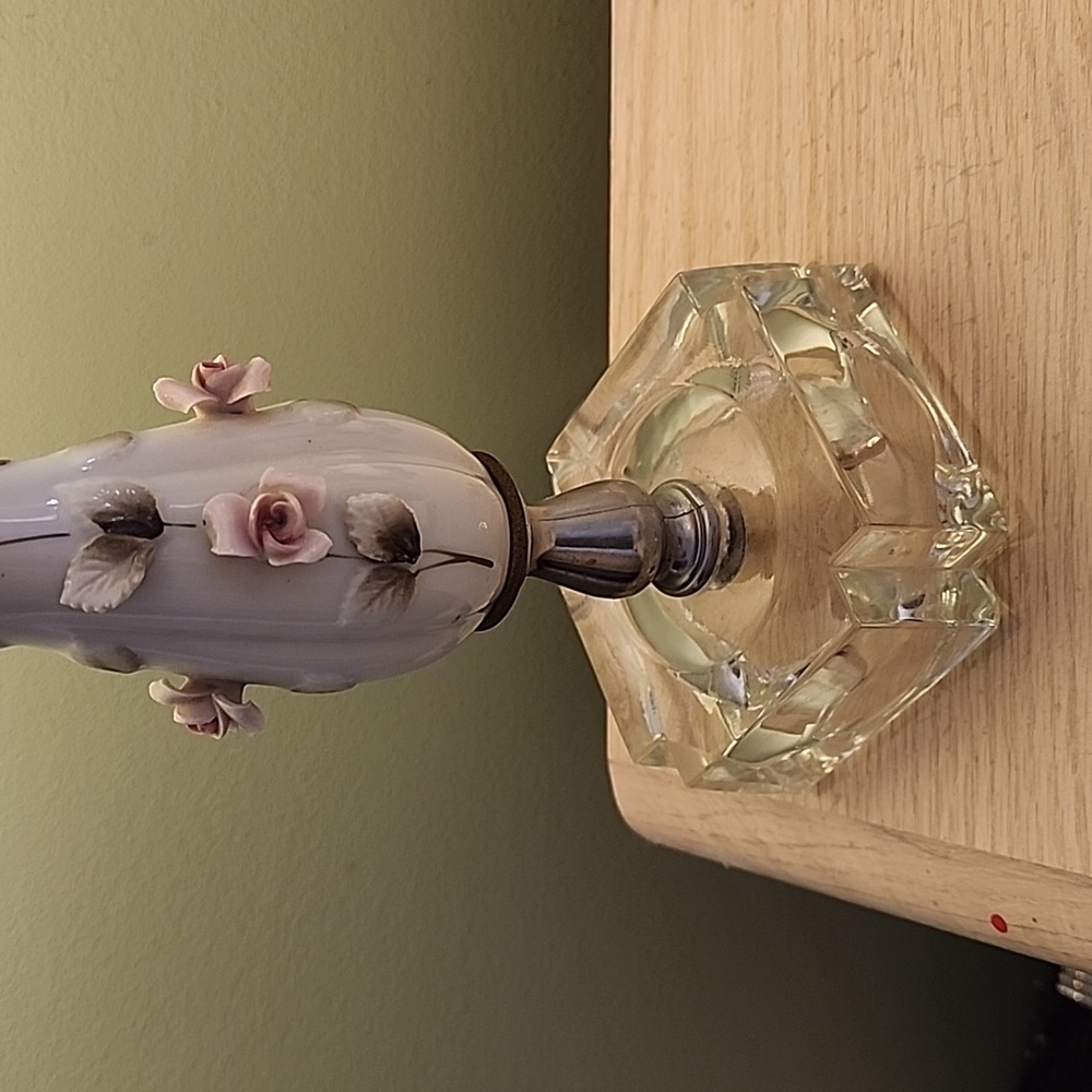 Vintage Leviton lamp